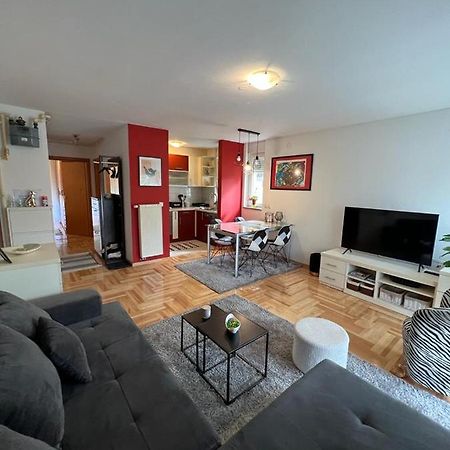 Apartman West - Private Parking Place Záhřeb Exteriér fotografie